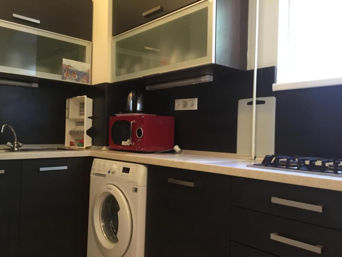 Studio Apartment,1064711089:JPEG