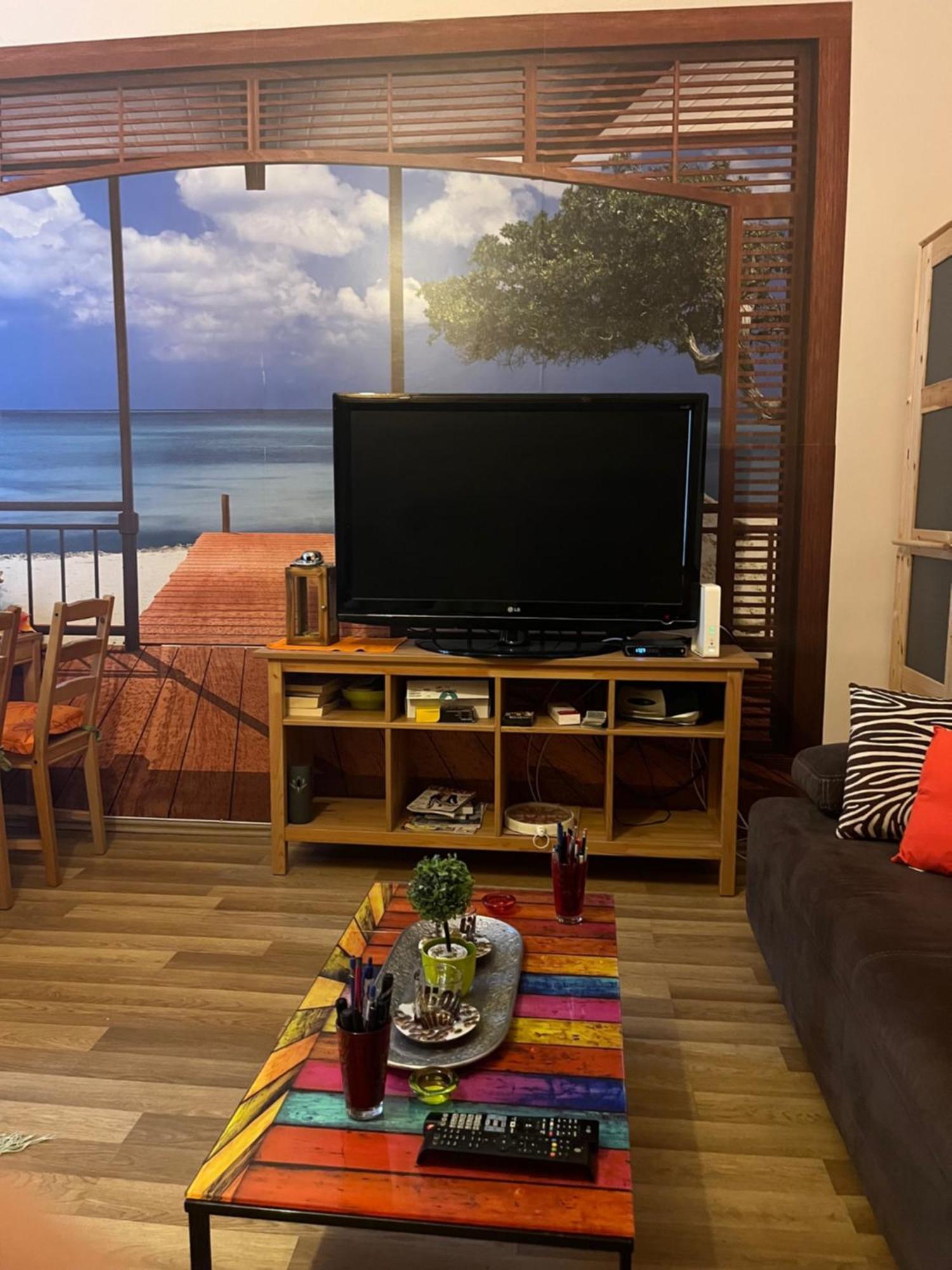One-Bedroom Apartment,1550331295:JPEG