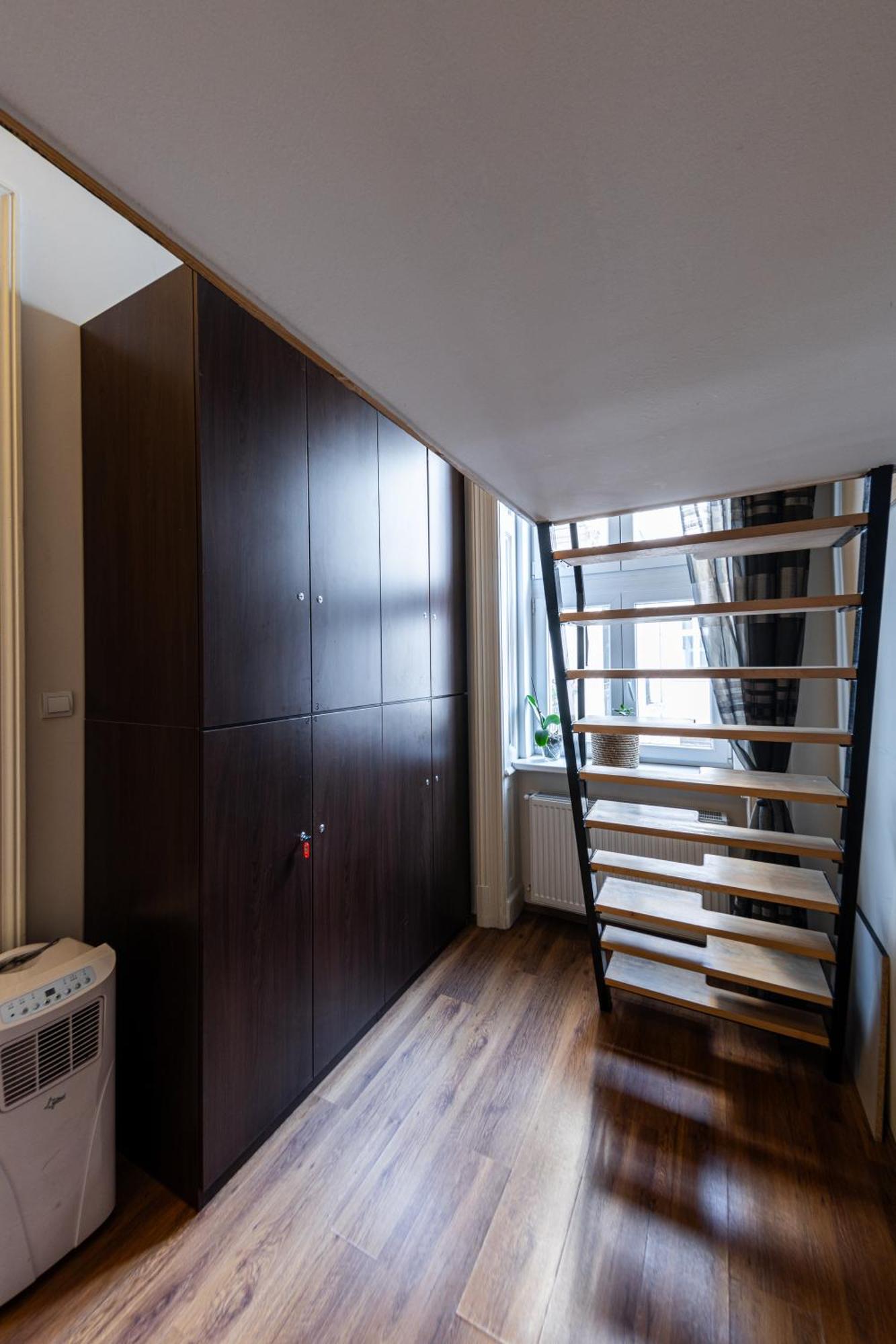 Budget Double Room with Shared Bathroom