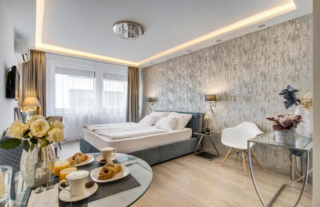 Danube Corso Boutique Apartment-1