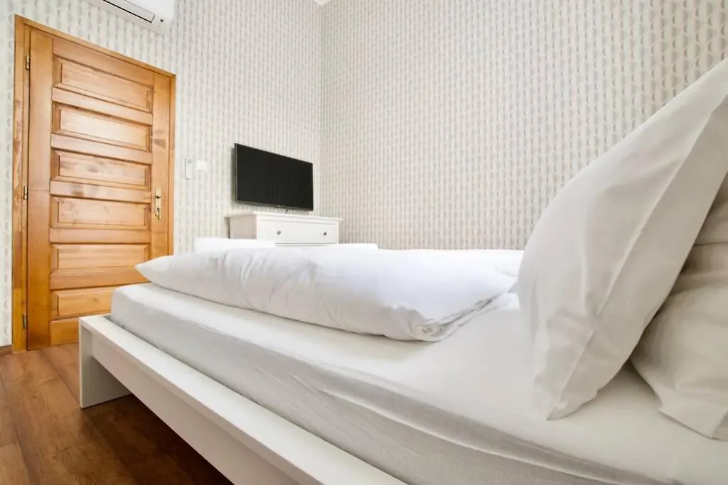 Premium Apartment By Hi5 - Central 3 Bedroom-1