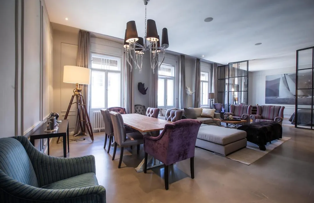 205M2 Penthouse With 75M2 Castle View Terrace And Barbercue - My Loft In Budapest-1