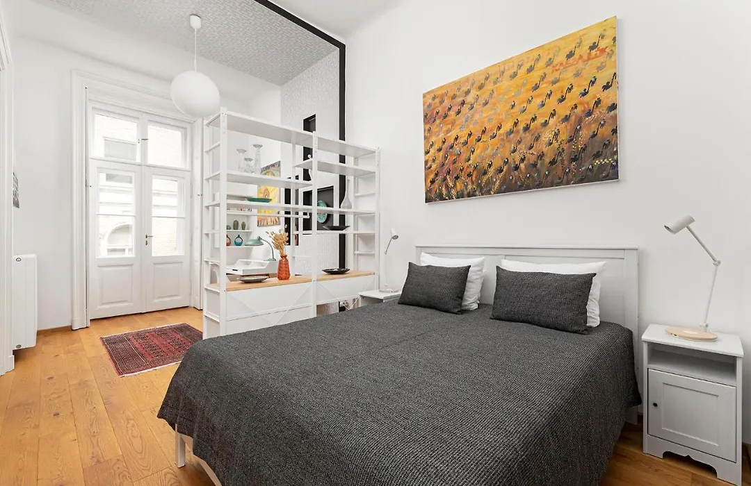 Bonbon Style Apartman Budapest-1