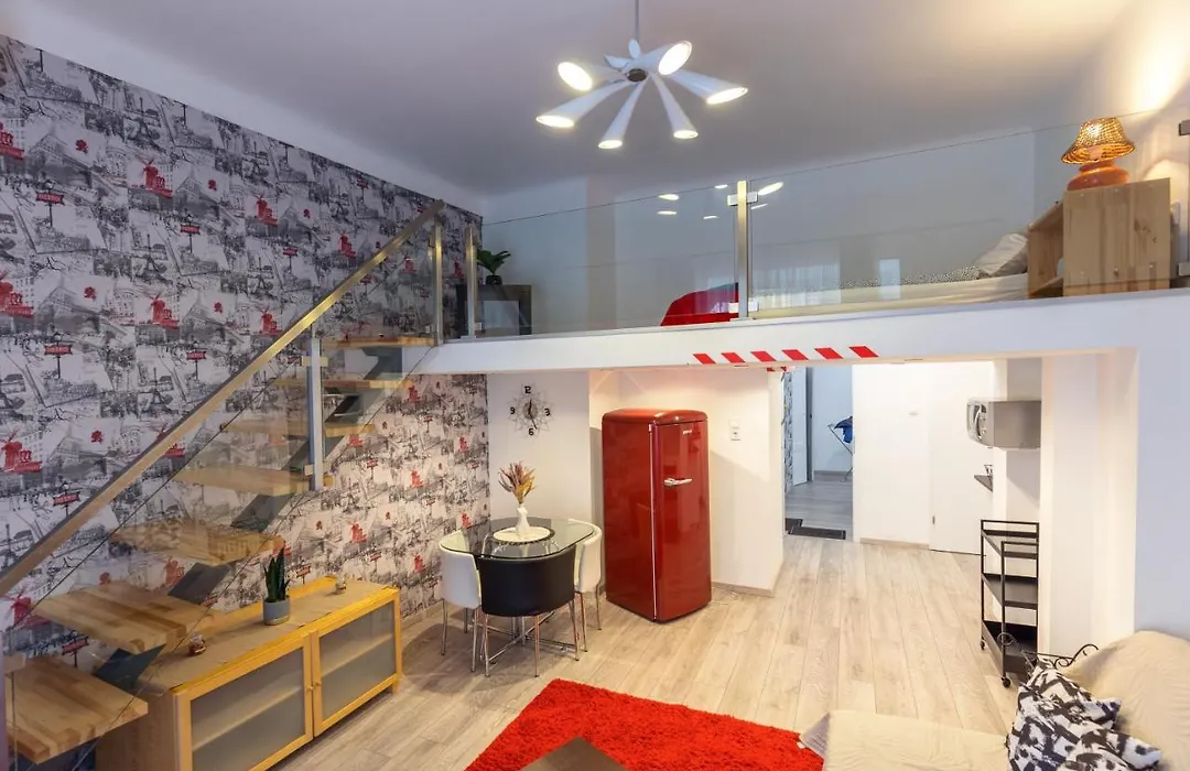 Karavan Corner Apartments-1