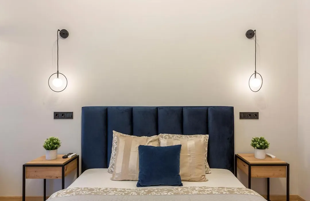 Exclusive New York Residence In The Heart Of Budapest-1