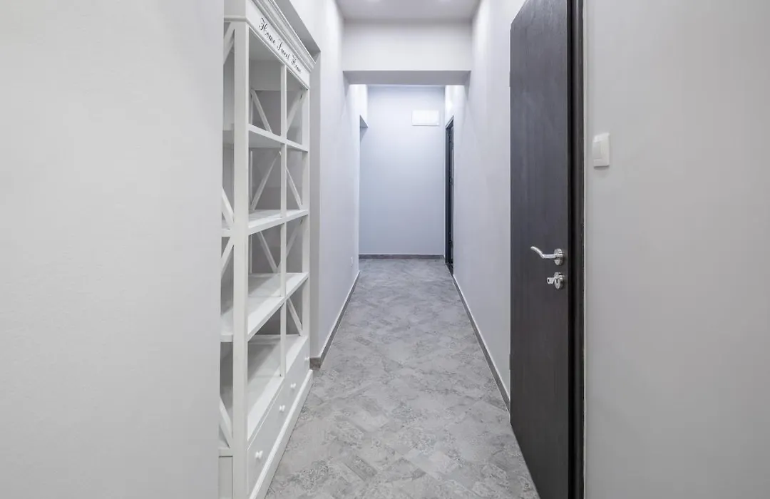 Budapest Marvelous Apartment In Andrassy Boulevard-1