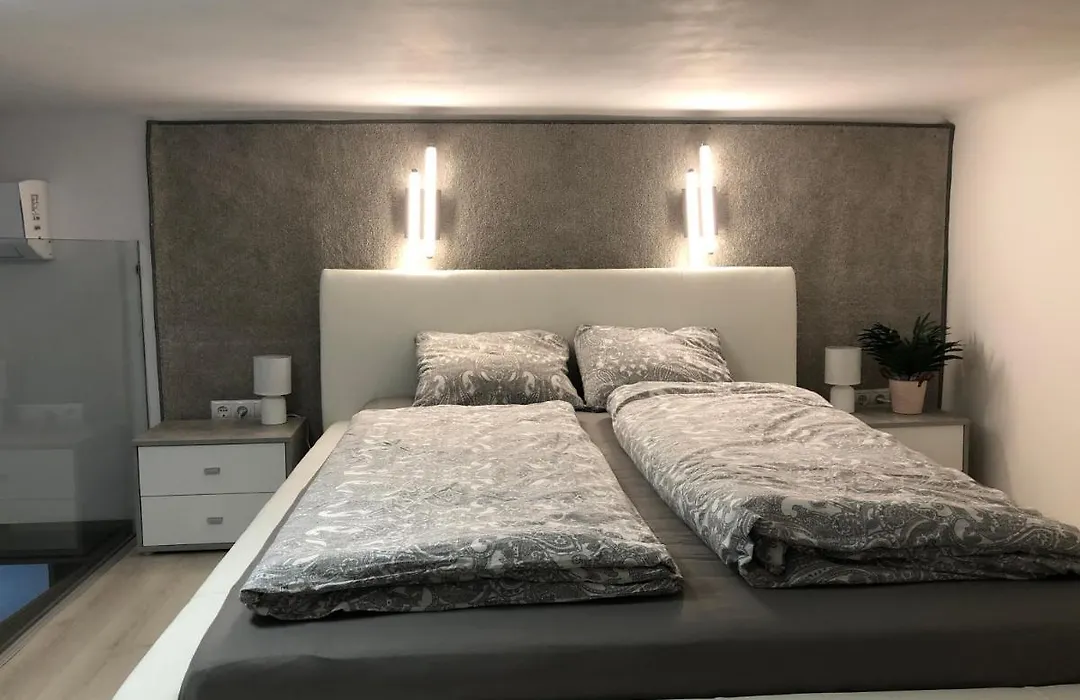 Hunyady Gallery Apartment-1