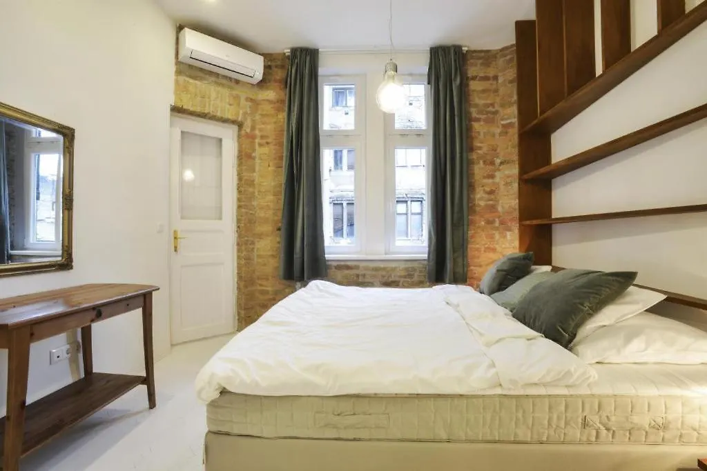 Golden Leaf Apartment-1