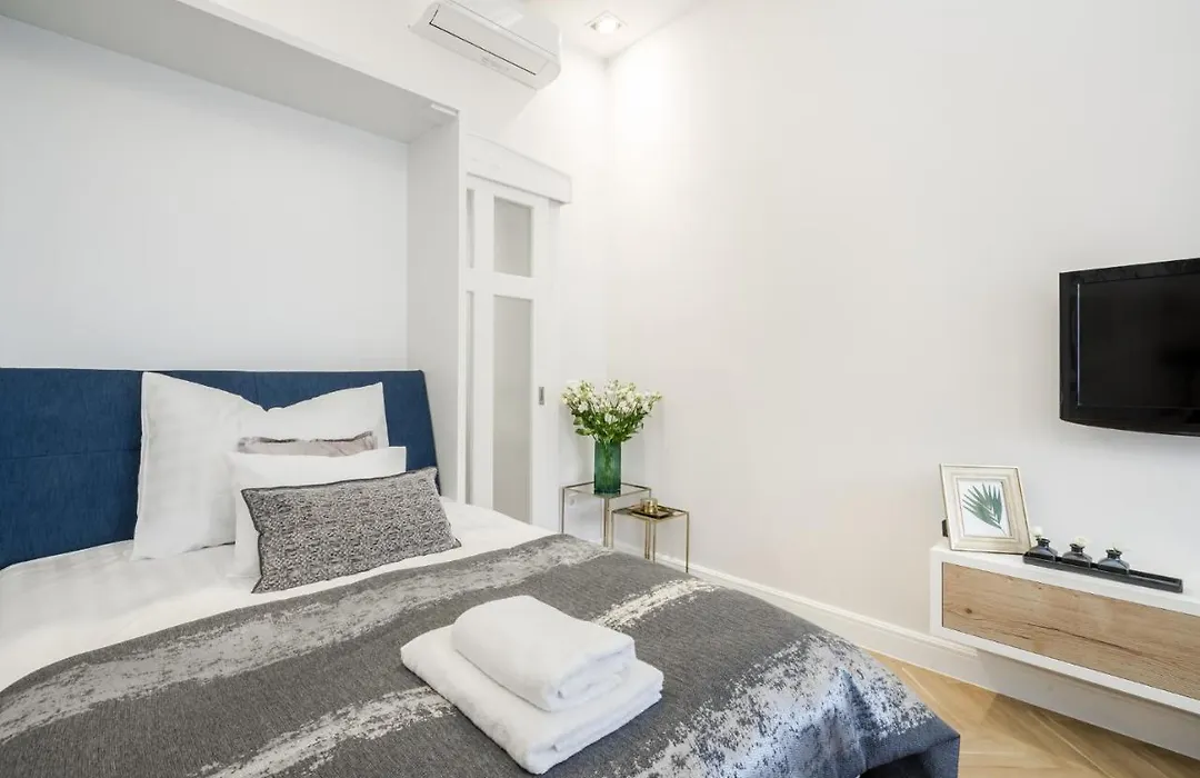Delux Downtown Apartment In Jewish Quarter-1