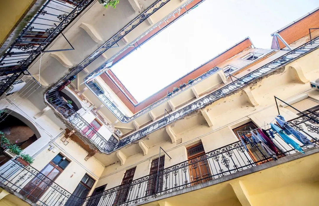 Raday Boutique Apartment-1
