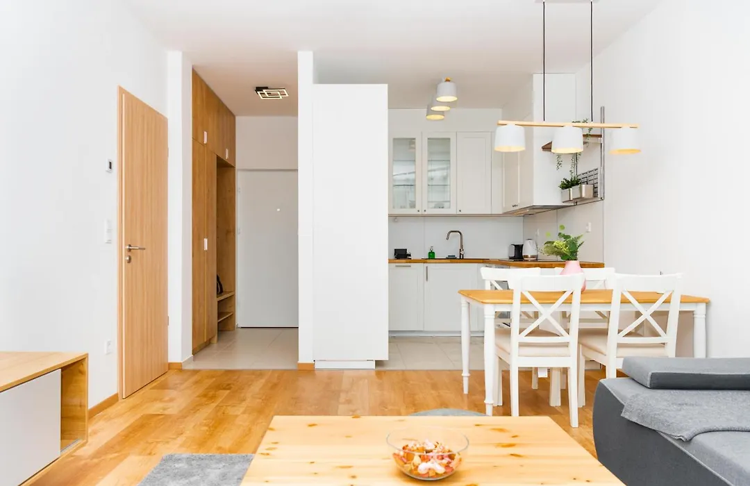 Waterfront City Apartments By Firsthost-1