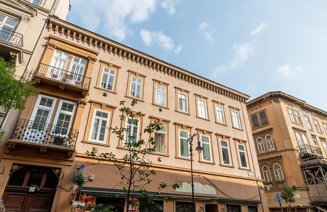 Budapest Magic In Downtown-1