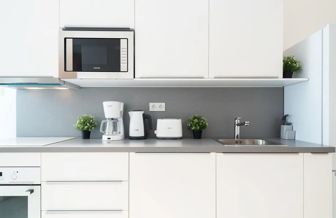 Large Apartment At Perfect Central Location-1
