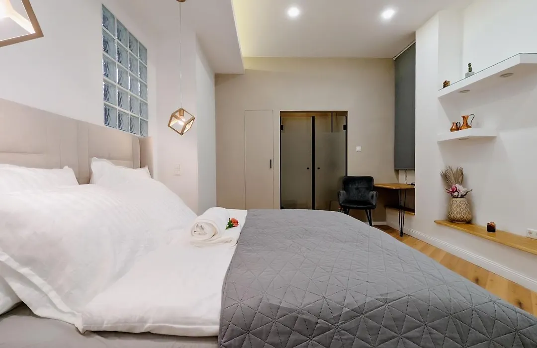 Pedestrian Apartment, The Best Location-1