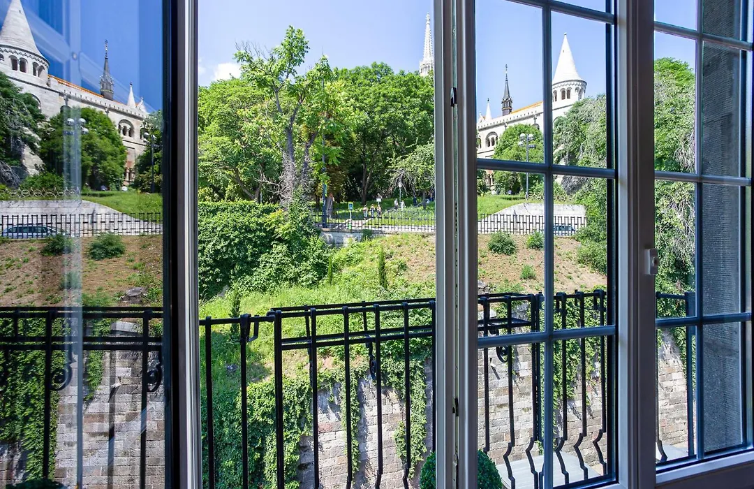 Serpentine Apartments At Buda Castle-1