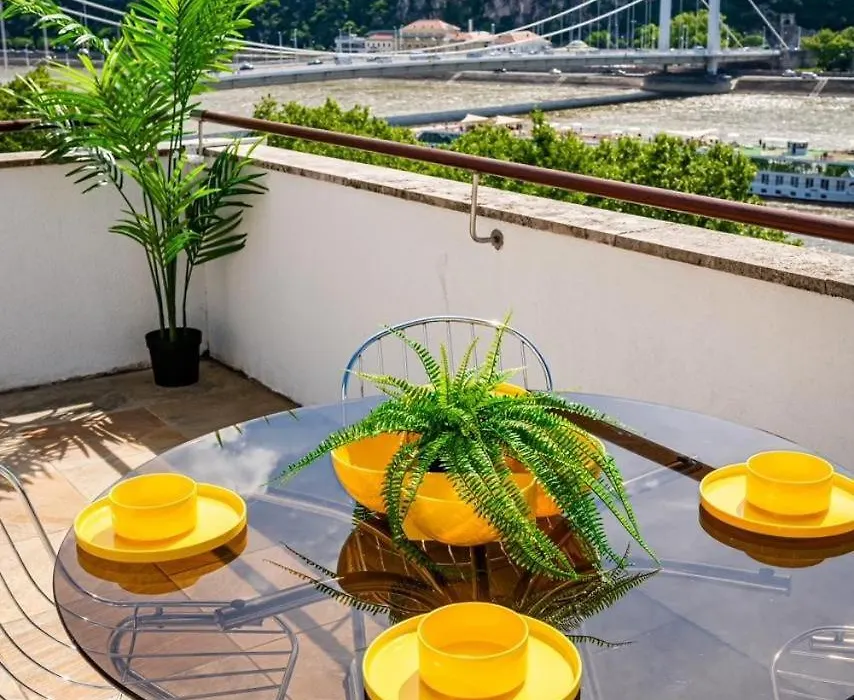 Bella Vista-1