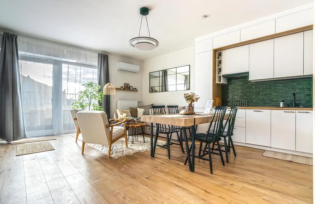Buda Top Floor Apartment With Terrace & View-1