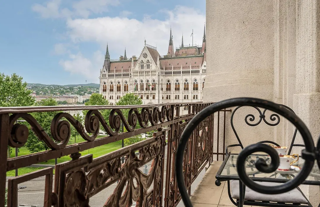 Breathless View Parliament 2 Luxury Suites With Terrace Free Parking Reservation Needed-1