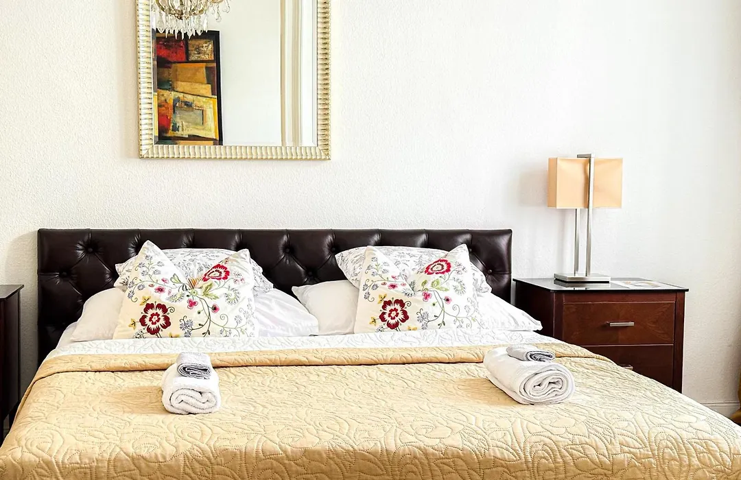 Budapest Opera Apartments-1