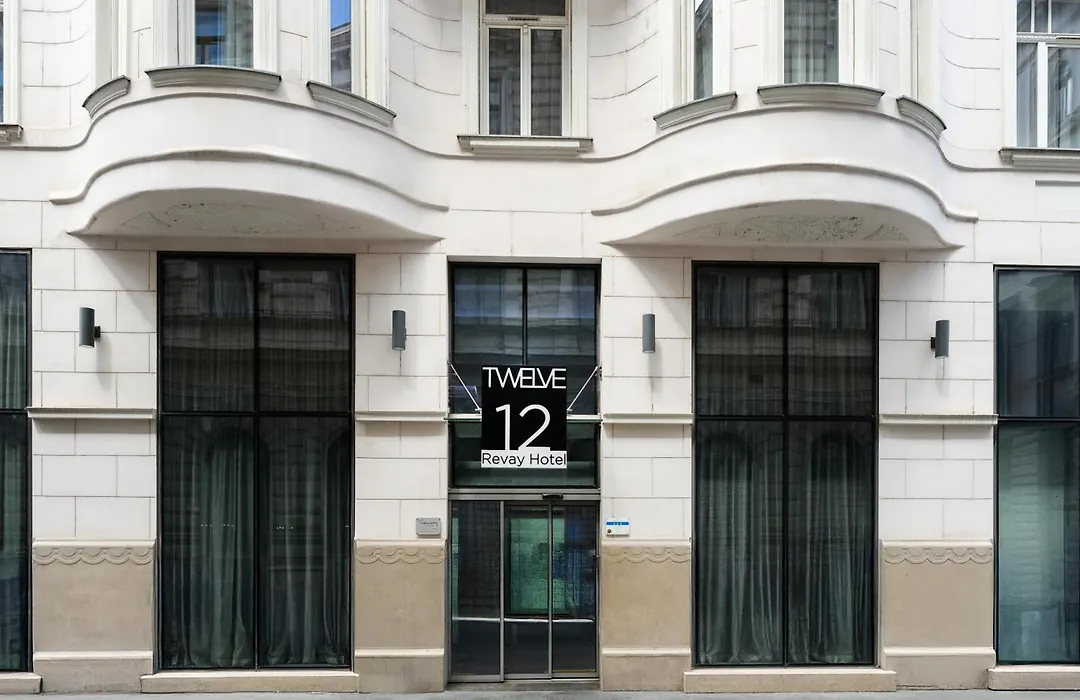12 Revay Hotel-1
