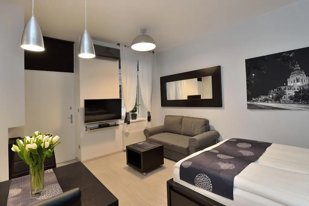 Urban Spirit Apartment-1