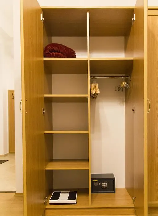 Authentic Klauzal Apartment-1