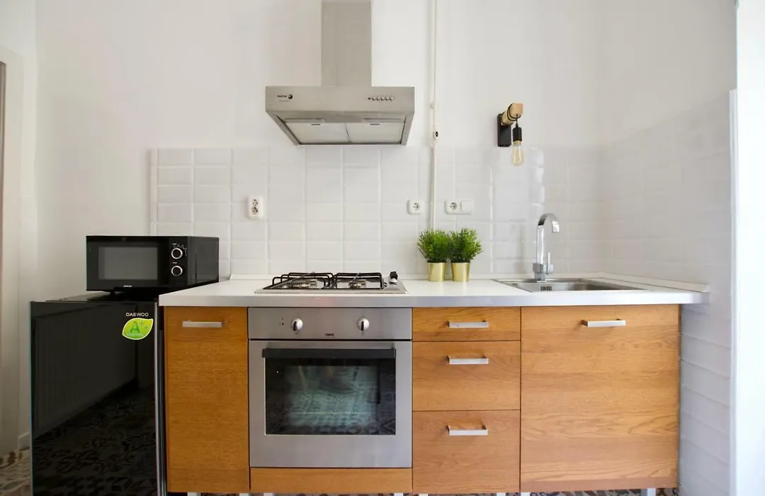 Standard Apartment By Hi5 - Steindl Street-1