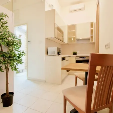 Premium Apartments By Hi5 - Elegant Suites-2