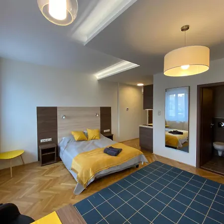Frank & Fang Apartments Mk1-2