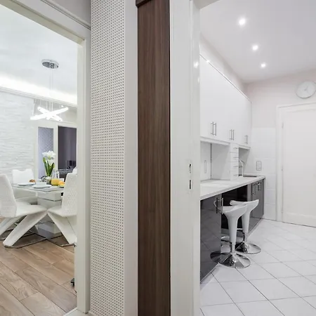 Bpr Ethereal Panoramic Suite With A/C & Balcony-2