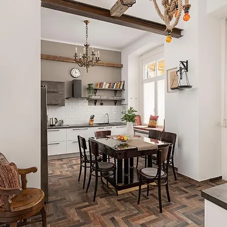 Bonbon Style Apartman Budapest-3