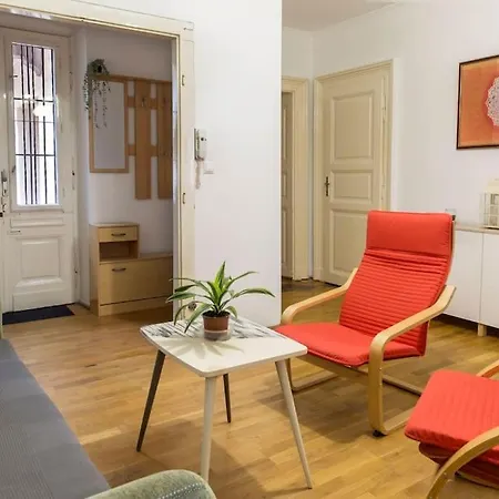 B333 Apartment - In The Heart Of The City-3