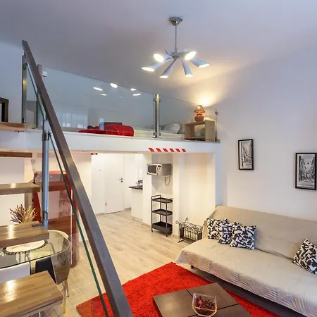 Karavan Corner Apartments-3