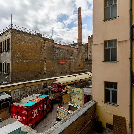 Karavan Corner Apartments-2