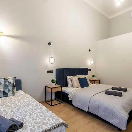 Exclusive New York Residence In The Heart Of Budapest-3