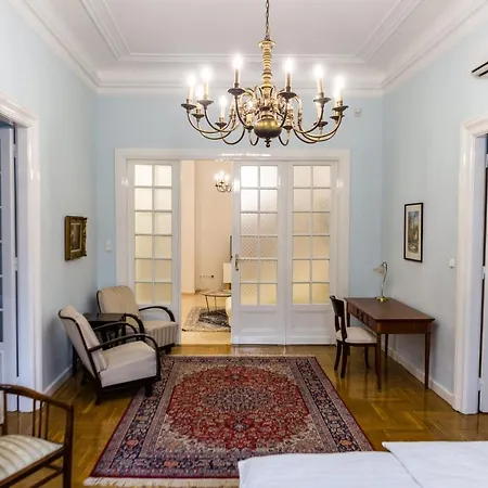 Luxury Downtown 3 Bedroom Apartment By Synagoge With Beautiful View-2