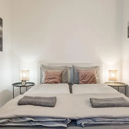Industrial Fantasy Apartment-2