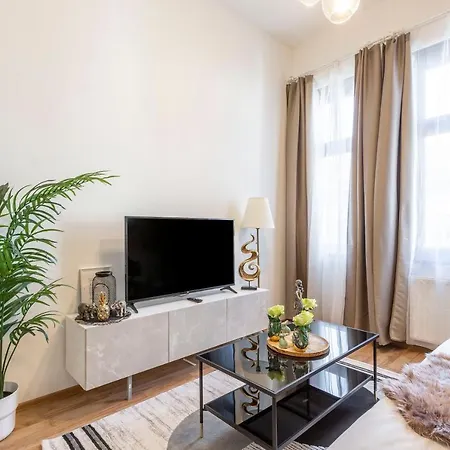 Luxurious Art Deco Apartment In The King Street-3