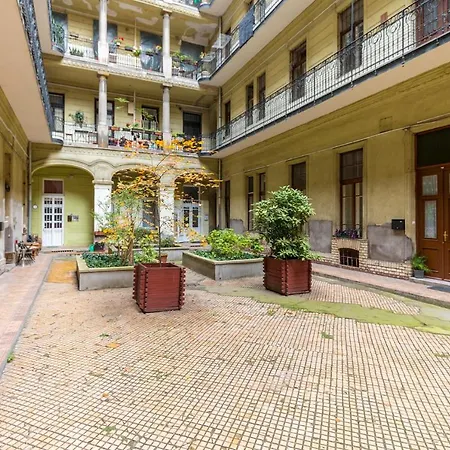Zen Apartments-3