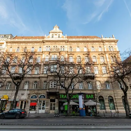Royale Apartment-3