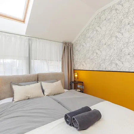 D26 Luxury Suites-2