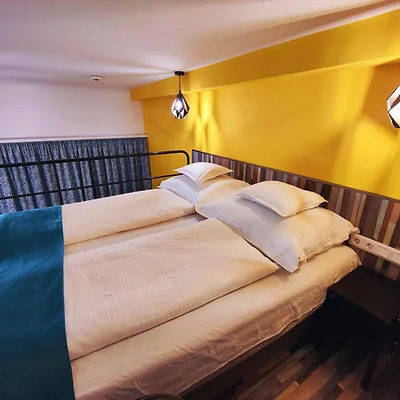 King Apartment-3