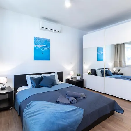 Gems Of Budapest - Tiger Eye Residence-3