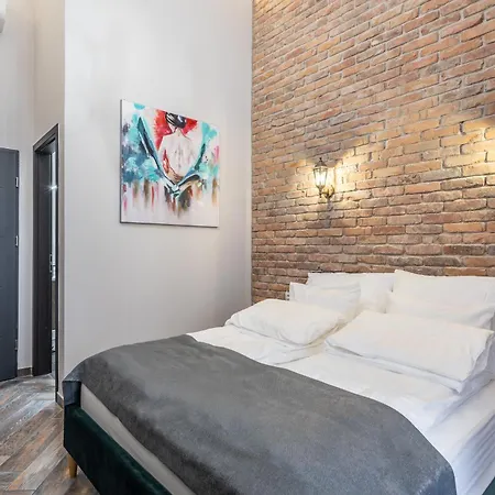 Budapest Marvelous Apartment In Andrassy Boulevard-3