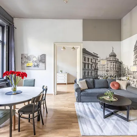 Cozy & Nostalgic Budapest Style Apartment In The Center-2