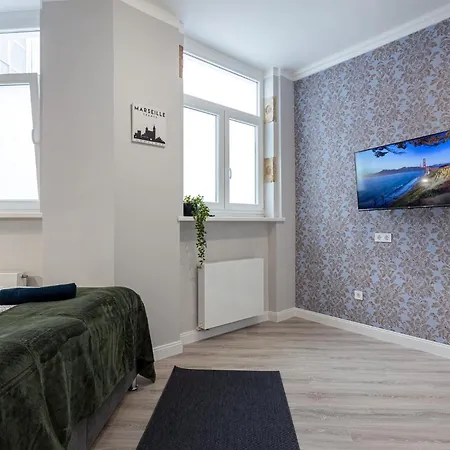 Buda Castle Serpentine Apartments-2