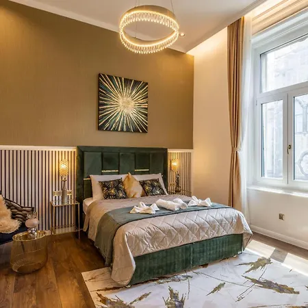 High-End Luxurious Quentin Residence In The Heart Of Budapest-2