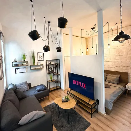 Urban Studio With Private Garden Near Andrassy-3