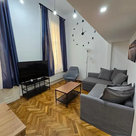 Maria Apartments - Modern Apartments In The Center Of Budapest-3