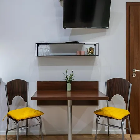 Budapest Holidays Apartments-2